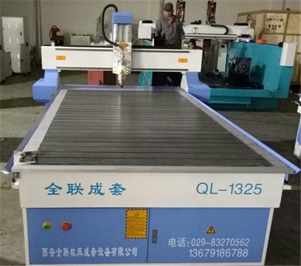 數控雕刻(ke)機 數(shu)控雕刻機(ji)