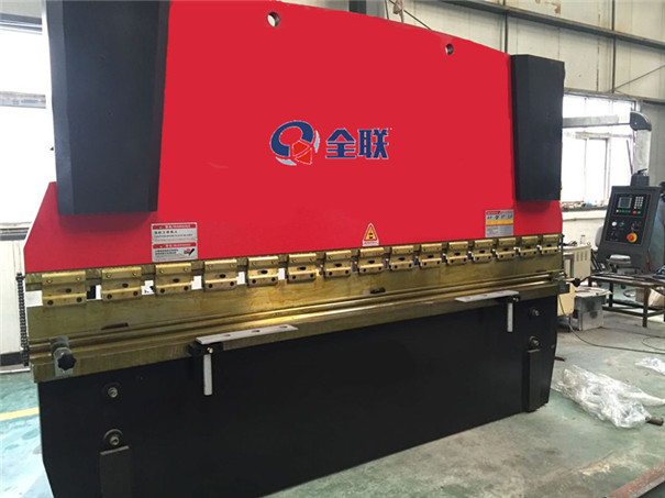 液壓(yā)數控折彎機 液壓數(shù)控折彎機