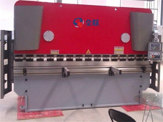 液壓數(shu)控剪闆機(jī)