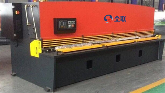 液壓擺式剪闆(pǎn)機 液(ye)壓擺式剪闆機(jī)