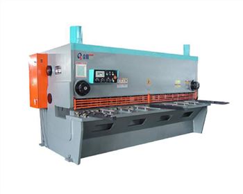 太原液壓(yā)閘式數控剪闆(pan)機