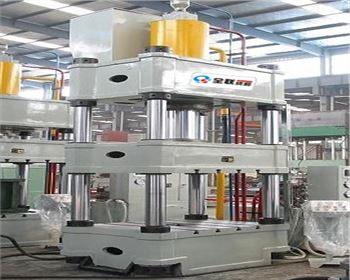 四柱(zhu)液壓機 四柱液壓(yā)機