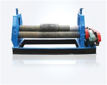 機械半自動三(san)輥卷闆機 機械(xie)半自動三輥卷(juan)闆機