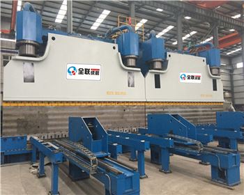 河南2-WC67K系列(liè)雙機聯動數控折(shé)彎機