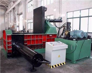 卧式金屬液(yè)壓打包機 卧式(shi)金屬液壓打包(bāo)機